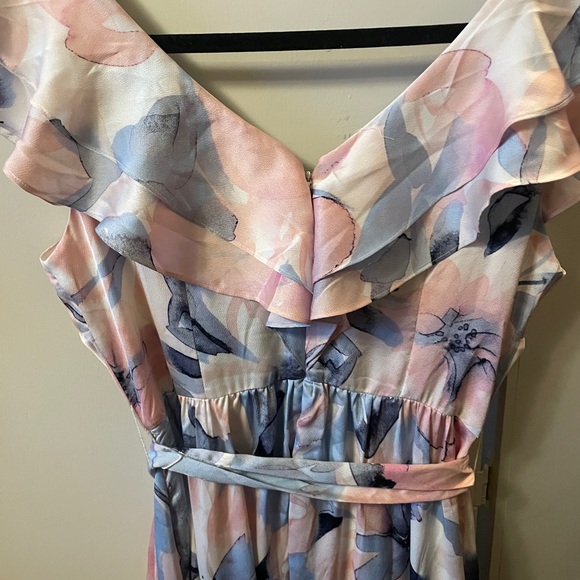 Floral Ruffle Maxi Dress - Picture 4 of 4